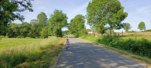 Juliette-et-Petit-Loup-Ferme-de-Lauzanac-4